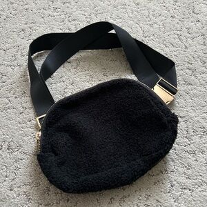 Black Fleece Fanny pack